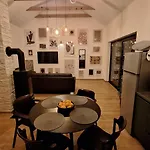 Crossroads Hideaway Domek alpejski Brod na Kupi