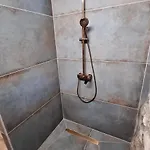 Crossroads Hideaway Brod na Kupi