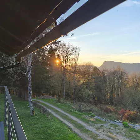 Σαλέ Crossroads Hideaway