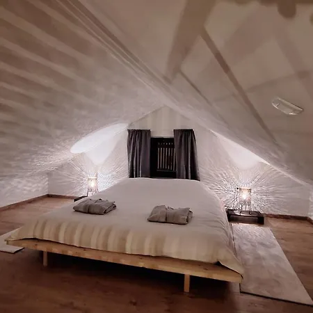 Crossroads Hideaway Σαλέ *