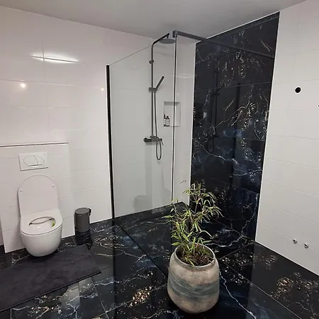 Crossroads Hideaway * Brod na Kupi